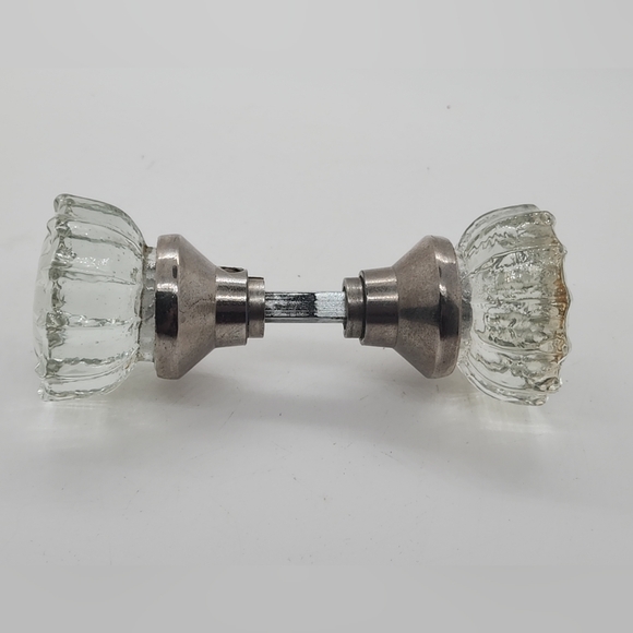 Vintage 12 Point Clear Crystal Glass Door Handle Knob Set. Pre-owned. - Picture 3 of 7